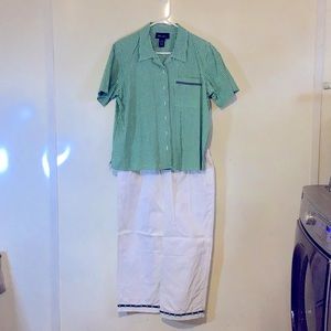 Denim & Co 2 piece crop outfit size large